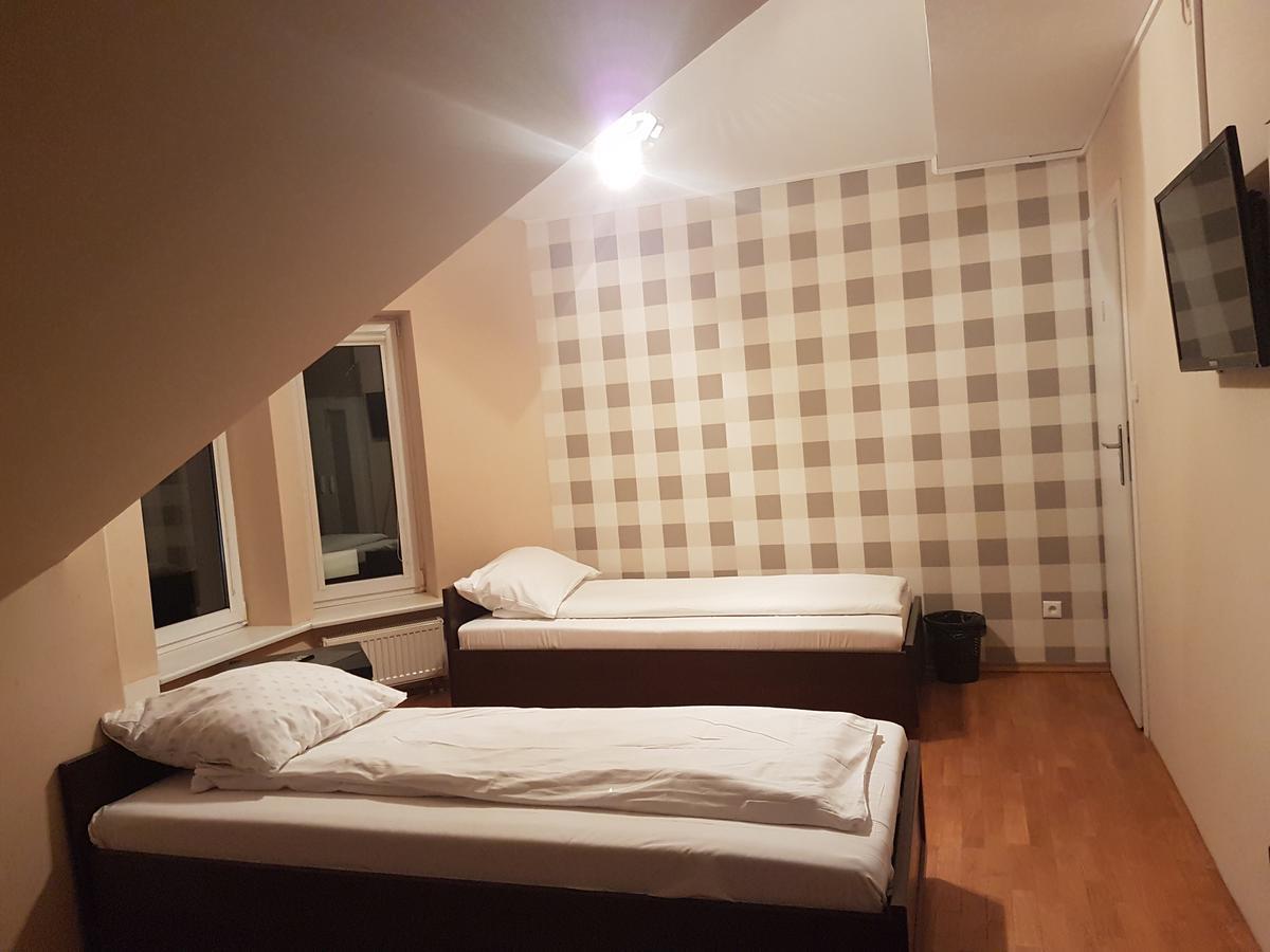 Duszka Hostel Varşovia Exterior foto