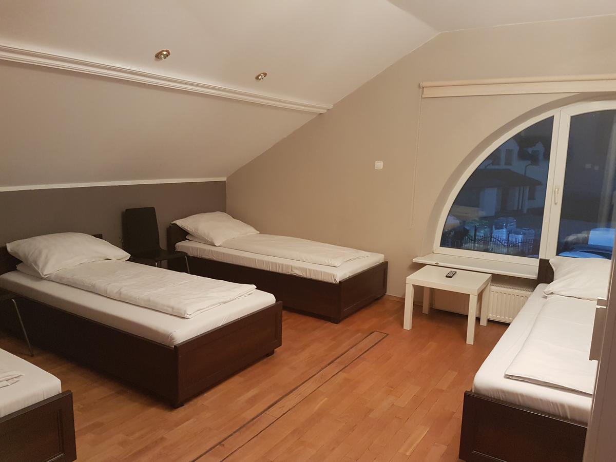 Duszka Hostel Varşovia Exterior foto